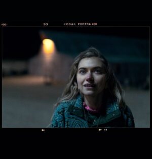 Imogen Poots Instagram - Fleece says chilly but :🔴) real giveaway #desertnights #dreamcompany #outerrange @primevideo