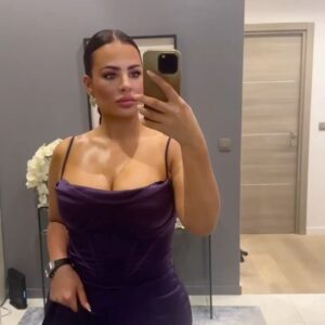 Inès Lee Instagram - Purple 💜 #outfit#outfitstyle#outfitoftheday#outfitpost#ineslee