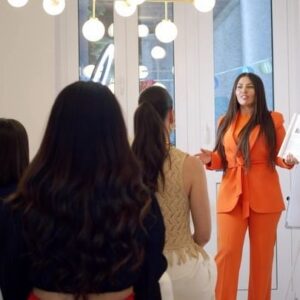 Inès Lee Instagram - À toutes les femmes qui rêvent de faire briller leur carrière dans l’esthétique, nous vous offrons les ailes pour atteindre vos objectifs ! 🦋✨ Merci infiniment à nos étudiantes inspirantes, qui ont choisi notre centre de formation pour leur parcours de succès. Ensemble, nous façonnons un monde où la beauté et l’accomplissement vont de pair. 💖👩‍🎓 #EsthétiqueEnAvant #FiertéFéminine #MerciAuxÉtudiantes#bestjob#girlssupportgirls#mindsetmotivation#ladyboss#ladybosslife#money#formationprofessionnelle#formation#onlygirls#icietmaintenant