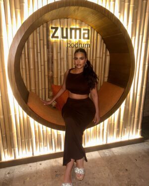 Inès Lee Instagram - About last night ✨ #bodrum#zuma#out#outfits#outfitinspo