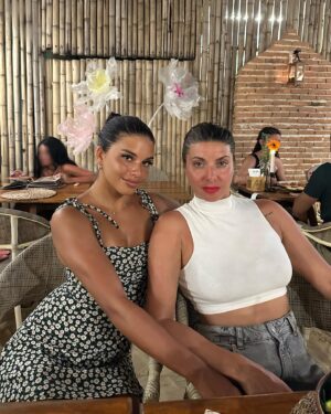 Inès Sberro Instagram - Ma mère mon double ma vie ❤️ Thaïlande avec toi ❤️