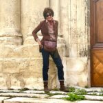 Inès de La Fressange Instagram - Touriste à Arles #Provence #Arles #today #picture #LucienLeuven #antics