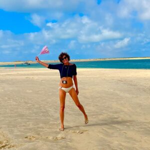 Inès de La Fressange Instagram - Bye le Cap Ferret ! Merci le guide @veroniquephilipponnat #lovedit #capferret #picture #lucienleuven #lovelyholidays