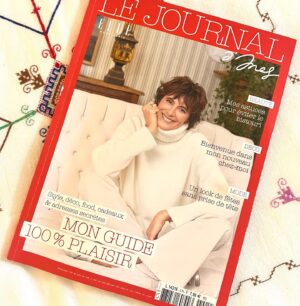 Inès de La Fressange Instagram - Ça sort aujourd’hui ! #lejournaldines #numero5 #jadorecenumero #autopub #magazine #fashion #deco #food #cadeaux #pleindetrucs fait avec @sophiegachet #theoneandonly