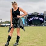 Inés Palombo Instagram - Un poco de lo que fue el @lollapaloozaar este año… Especial porque tocaron mis cuñados @_babeblade_ y @guachobleu y la rompieron, y Feli no paró un segundo con sus primos 🤍 (las últimas fotos no tienen desperdicio ☺️). Total look @justaosadia #lollaar #lollapalooza #festival #bebe #familia #look
