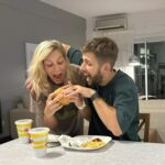Inés Palombo Instagram – A quién te hace acordar? 🙃😅
#pareja #comida #relacion #compartir