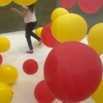 Inés Palombo Instagram - Un poco de lo que fue el @lollapaloozaar este año… Especial porque tocaron mis cuñados @_babeblade_ y @guachobleu y la rompieron, y Feli no paró un segundo con sus primos 🤍 (las últimas fotos no tienen desperdicio ☺️). Total look @justaosadia #lollaar #lollapalooza #festival #bebe #familia #look