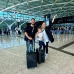 Inés Palombo Instagram – Después de un año de armar, esperar y soñar este viaje empieza nuestra VUELTA POR EL MUNDO! 🌍 

Van a ser 40 días, donde vamos a estar comiendo cosas que nunca pensamos en probar, durmiendo  en lugares que no sabíamos que existían, y viajando en todos los medios posibles, derribando el mito (esperemos) de que no se puede viajar con bebé 🙋‍♀️

Esperamos que les guste todo lo que tenemos para mostrarles 🙌❤️

#turismo #familia #family #viaje #viajar #bebe #baby #vueltaalmundo #conocer #travel