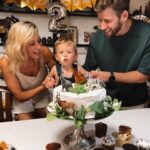 Inés Palombo Instagram - Te amamos Feli! Ayer fue un día muuuuuuuy hermoso!!! Tuvimos los dulces más ricos de todos @violetamassey y es la primera vez que decoro una torta y me encantó 😊). Feli casi se queda sin aire al soplar la velita (😅 me mató de la ternura). Desarrolló poderes del hombre araña… Estuvo con toda la gente que quiere y que lo quiere.. Fuimos los tres a jugar y explorar muchas sensaciones nuevas… Y hasta empezamos la mañana cocinando juntos, no faltó nada! #cumple #cumpleaños #niño #familia #festejo #torta