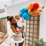 Inês Aires Pereira Instagram - E assim se faz uma festa! Obrigada @pontocaramelo ! Bolo! Catering! Decoração! Nunca desiludem! Só surpreendem! Obrigada também ao Victor da @mypartyoeiras que fez pinturas faciais INCRÍVEIS! 💛💛💛💛💛