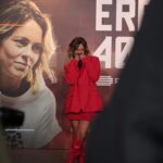 Inês Aires Pereira Instagram - Ontem tive uma tarde de sonho. Vai estrear o nosso ERRO 404! Assistimos ao primeiro episódio e eu sou suspeita, bem sei, mas está incrível. Superou todas as minhas expectativas. Acho que vocês vão adorar! Estreia dia 11 de março na @rtppt! Marquem na agenda porque vai ser um bom serão! Estamos todos de parabéns! Obrigada @pat.sequeira por esta oportunidade e obrigada a toda equipa por este erro incrível! Queria marcar todos mas não dá e se marcar só alguns seria indelicado para os outros! Ahahah! Mas… @missprettyharpjackson e @brunogrilodop estão no meu 💛 Ph @afonsodbatista Styling @ritaprietoalves_styling Makeup @raquelestevens