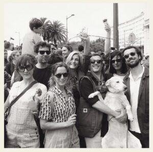 Inês Castel-Branco Instagram - Foi um dia muito especial. ❤️ Nunca tinha visto tanta gente junta. E sem sentir medo. Emocionei-me 321 vezes e fui  feliz.  Foto de @yolgasmaria