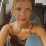 Inês Castel-Branco Instagram - Saiu hoje a segunda temporada do Inacreditável na @radiocomercial. Espero que gostem.