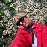 Inês Gutierrez Instagram - One day in red. Óbvio que a parte mais ❤️ está na última fotografia 🤭. Não se aguenta!