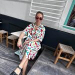 Inês Gutierrez Instagram – Sou só eu que era obcecada por isto? E também sou só eu que era tão mais cool a fazer isto em miúda? Ainda assim, há cenas que farão sempre parte de mim. O mais estranho: não faço a mínima ideia da última vez que brinquei a isto. Brincar de brincar. E não brincar a brincar, como aqui. Perceberam?😅 #turquia #istambul