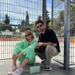 Inês Gutierrez Instagram - Quando pegas no telemóvel e vais simplesmente tirar fotografias para a rua porque está sol e estás a sentir o outfit😎. E quando temos os dois vontades iguais em simultâneo, melhor ainda! Estamos com ténis e malas da @ecco, um clássico no nosso closet já há uns bons anos. Sol, podes voltar hoje?☀ #ECCO #ECCOBIOM #PUB
