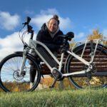 Ina Svenningdal Instagram – Reklame// @buddy.bike 🍁
(Rabattkode følger) 

Hils på BETTYBIKE🤍 
Høsten er kommet for fullt og det er perfekt med litt sol, frisk luft i fjeset og en sykkeltur🍁 

OG med rabattkoden «ina5000» får du nå 5000,- i rabatt på modellen BuddyC6 som jeg har! Som jeg ELSKER! (Koden varer ut Oktober) 🤍 

Og for dere vintersyklister der ute, så har BuddyBike en enkel løsning på deres hjul, så du får kjøpt ekstra trekk med glidelås til både terreng, og med pigger til de ekstra glatte månedene! 🍁 GOD TUR!