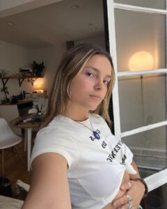 Inde Navarrette Instagram - 💋👼🏼