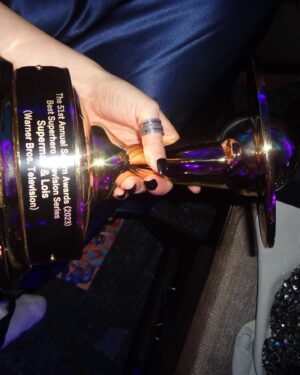 Inde Navarrette Instagram - ✨⭐️ the night ✨⭐️ we won best superhero television show 🍒 thank you a million!