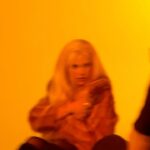Inde Navarrette Instagram - ｡ﾟﾟ･｡･ﾟﾟ｡ ﾟ。 i think long blonde hair for the new year 　ﾟ･｡･ﾟ