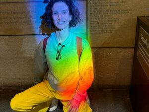 Indira Varma Instagram - Last dump for #DC- thank you @shakespeareindc for honouring me with the #Will award. Alongside the amazing #JohnLithgow & #JudithLight.
With my stage husband #RalphFiennes 
And with the love and care and talent and support of the amazing Macbeth company who I wil forever treasure ♥️ thank you to @ashish for the dress of JOY!!!

Oh and the art….

Best museums ever-
@nmaahc as part of the Smithsonian… (national museum of African American history and culture)
@smithsoniannmai (nationalmuseumoftheamericanindian). @librarycongress

And yummy Korean food @anjufrc 
Delicious cocktail @janejanedc 

Gonna miss your queer friendly, pretty liberal, diverse and cultured spirit. 💚