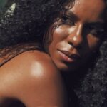 Indira Nascimento Instagram - Toda mulher tem uma Deusa Selvagem. . Vídeo @lucaolucaolucaolucao Make @jhmmonteiro Stylist @luanadesa Assistant @raissaisx Producer @rhaianysoares