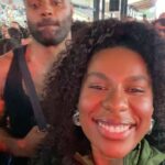 Indira Nascimento Instagram – @umadocemaravilha foi mágico, inesquecível!! Os artistas que mais amamos cantando juntos, muita gente amiga, minha mãezinha e meu amor, tudo junto e misturado…. Eu fui feliz demais!!