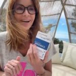 Ingrid Chauvin Instagram – Comme l’année dernière, je continue de prendre le  super complément alimentaire Granions de Chrome qui permet de faire face aux pulsions sucrées.
Il aide à maintenir une glycémie normale et régule la sensation de faim ;) 

J’ai testé les comprimés à croquer,  pratique quand je suis en tournage ou quand je cours partout , mais vous pouvez aussi les prendre en ampoules (2 par jour à diluer dans un verre d’eau).

Ça convient aux femmes enceintes, aux ados, aux femmes ménopausées… 🌺

Vous pouvez retrouver les compléments @granions_laboratoire en pharmacies et parapharmacies. 

Je vous donne mon code promo INGRID34 à utiliser sur : https://vu.fr/adgII

Je vous embrasse ☀️

#collaborationcommerciale