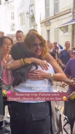 Ingrid Chauvin Instagram - A ce rendez-vous annuel qui nous permet de vous rencontrer et recevoir tout votre amour . Merci du fond du coeur …. Je vous embrasse tendrement  @festivallarochellecinema #rencontre @dna_tf1 @tf1