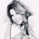 Ingrid Chauvin Instagram – Une journée rien que pour nous , avant l arrivée tant attendue des 4 enfants !!! La vie , la vraie et son quotidien qui me va si bien à tes côtés 🦋. On vous embrasse affectueusement 🌸. @philippewarrin #simplylife #nous