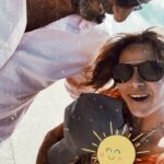 Ingrid Chauvin Instagram - Journée sous le signe de l amitié et de l amour ☘️. On vous embrasse tendrement Belle soirée à tous . @philippewarrin @jennylauret @laola347 #sete #plage