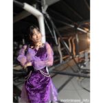 Inori Minase Instagram - #SCRAPARTツアー 3着目◇ 今まで紫の衣装は着用したことがあったけどここまでド紫は初めて！エレガントで大人っぽい雰囲気が新鮮でしたっ♡ 引っ張っても頭皮が痛くない魔法のロン毛も可愛いでしょ(￣▽￣)