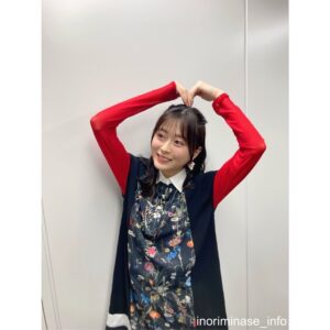 Inori Minase Instagram - #DMDP 最終回直前生配信🦇
ありがとうございました！
2クール、ミサキとそして音楽面でも共に駆け抜けましたー！
ぜひ最終話よろしくお願いします！
