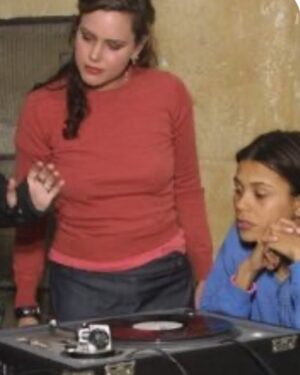 Ione Skye Instagram - Sam Ronson letting Kidada Jones and me spin some of her records. I played something from the Wiz ( which Kidada’s father produced)  and something from “Inner Visions” album. Standard Downtown 1990s