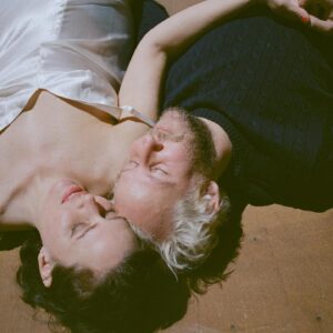 Ione Skye Instagram - Happy anniversary Ben.  I said “I have high hopes for us”, all those years ago. Maybe I put a good spell out there! Despite both being hard work and eccentric we are great together!  Thanks for taking care of me and admiring me the way I admire you. What a catch and you parent with such happiness and energy too.  Still in love 💘