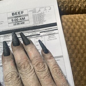 Ione Skye Instagram - There are certain people who I’d do anything to work with, like @aliwong . So when I was asked to spend 2 days in heavy prosthetics for a blink-and-youll-miss-it cameo as “mysterious woman”….I said yes please.  BEEF on @netflix now.