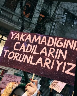 İpek Bağrıaçık Instagram - Hellö✋🏼✨