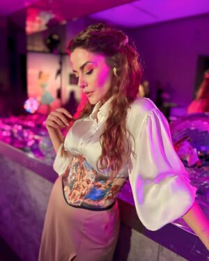 İpek Bağrıaçık Instagram - #Hellö #aliceinwonderland 🪩🐰