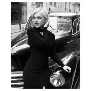 İpek Erdem Instagram - @emrekapcak ile “Benim İstanbul’um” özel çekiminden Meşrutiyet Caddesi, Beyoğlu♥️
Fotoğraf: @emrekapcak 
Saç, Makyaj: @galatano5beauty 
Elbise: @maksuonline 
@boreal.brandlifting 
ve yanımda olduğu için @volkanyuksell e çok teşekkür ederim🙏🏻🌸♥️

#emrekapçak #galatano5kuafor #borealbrandlifting #maksuonline #istanbul #beyoğlu #meşrutiyetcaddesi #özelçekim