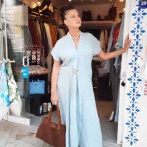 İpek Tenolcay Instagram - zeynep sedefli'ye can verirken bana en çok yardımı dokunan öğelerden biri de kostüm..
Bu konuda hiç zorlanmamamı sağlayanlar ise @tadotasarim  ve @blancawardrobe ❤❤

#dizi #kostüm #sığacık #adamasalı #zeynepsedefli #startv #ayyapım
