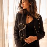 Ira Dubey Instagram - Arabian Days 🖤 with @yousef_alshabeeb ✨