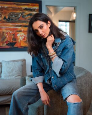 Ira Dubey Instagram - 🦋👖🧢🧊🧬💥✨

@areesz
@bombaebyaisha 
@harrysingh_93 
@viariaccessories