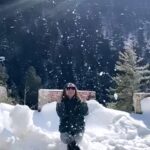 Ira Sone Instagram – Cold hands, warm heart 💖

#snow #snowfall #love #beautifuldestinations #somewhereiwouldliketolive #naturelovers #trendingreels #travelblogger #travelgram #whatyouseekisseekingyou