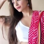 Ira Sone Instagram - Be adabsi, par gazab si.. mann marziyaan Captured by- @pixelpassionfotography #reelitfeelit #fashion #nariinsaree #ethnicwear #indian #love #lifeisgood #blogger #vibe #mood #ootd #indianinfluencer #minimalstyle #nomakeupmakeup #worklife #livingmybestlife #ishq #shayari #jazbaat #whatyouseekisseekingyou