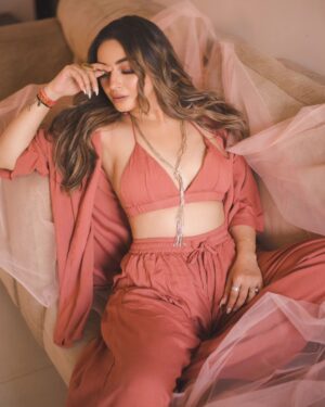 Ira Sone Instagram - energy doesn't lie 🔥

.
@pixelpassionfotography 
@sone_space 
@pixellence_art 

.
#explore #explorar #explorer #explorepage #portraitpage #portrait #portraitstream #trendingsongs