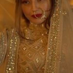 Ira Sone Instagram - Shine is my favourite colour ✨💃 #kahanisuno #iykyk . . . Wearing- @rajkumari_by_richahaware . Captured- @pixelpassionfotography . MUA & hair- @makemeover.sonalishinde . . . . #thatglamlife #blingon #goldeneverything #whatyouseekisseekingyou