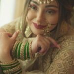 Ira Sone Instagram - B E Y O N D ✨ that bridal glow Beauty : @sone_space Shot : @pixelpassionfotography 🖌️ @pixellence_art Hair & makeup : @makemeover.sonalishinde Outfit : @rajkumari_by_richahaware