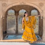 Ira Sone Instagram - What is life without a little sparkle? ✨ #shineon Outfit- @datetheramp #yellow #shinebright #love #indianwedding #indianwear #brightcolors #brightsunnyday #whatyouseekisseekingyou