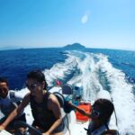 Irem Altug Instagram - Müsait bir koyda inecek var 🐙 @batisailing @durmus.kaplan