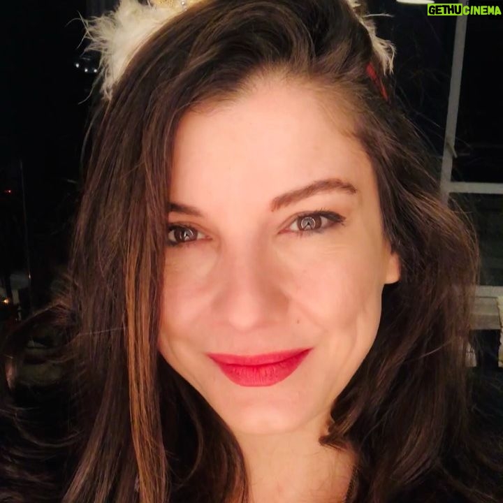 Irem Altug - 11.4K Likes - Özgürlüğümüze sahip çıkacağımız bir sene diliyorum, sevgiyle, aşkla🙏❤️